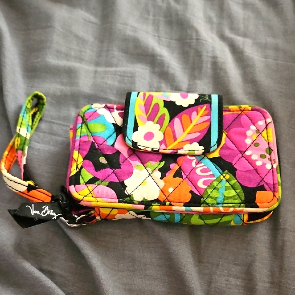 Vera Bradley Multicolor Wristlet‎